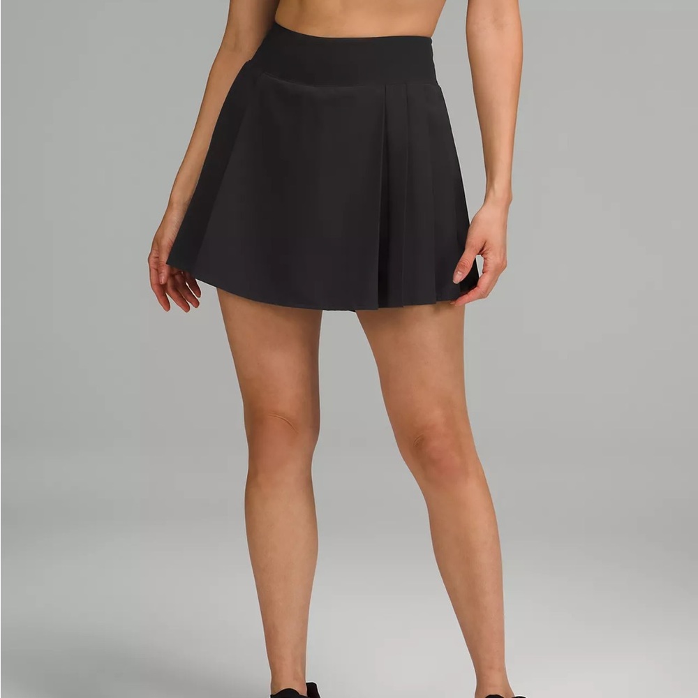 Side-Pleat High-Rise Tennis Skirt Size 8